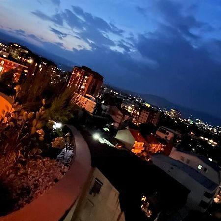 The White Soap Rooftop Скопье Экстерьер фото